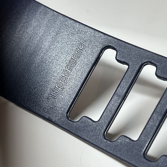 Vintage Tupperware Bentgo Set with Cariolier Handle, Plates, Seals Grey and Blue - Picture 13 of 13